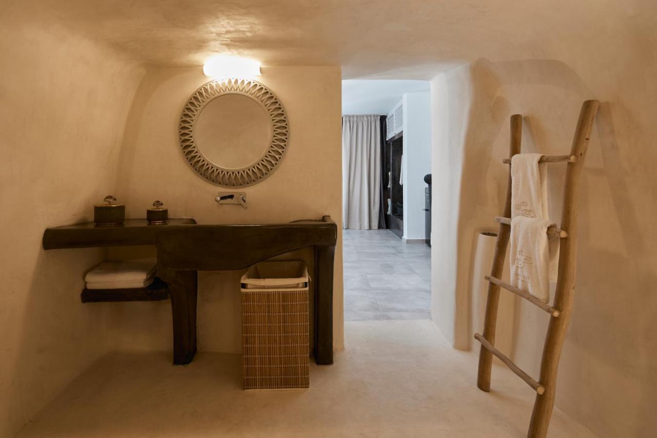 Thermes Luxury Villas And Spa (Adults Only) Megalochori  Bagian luar foto