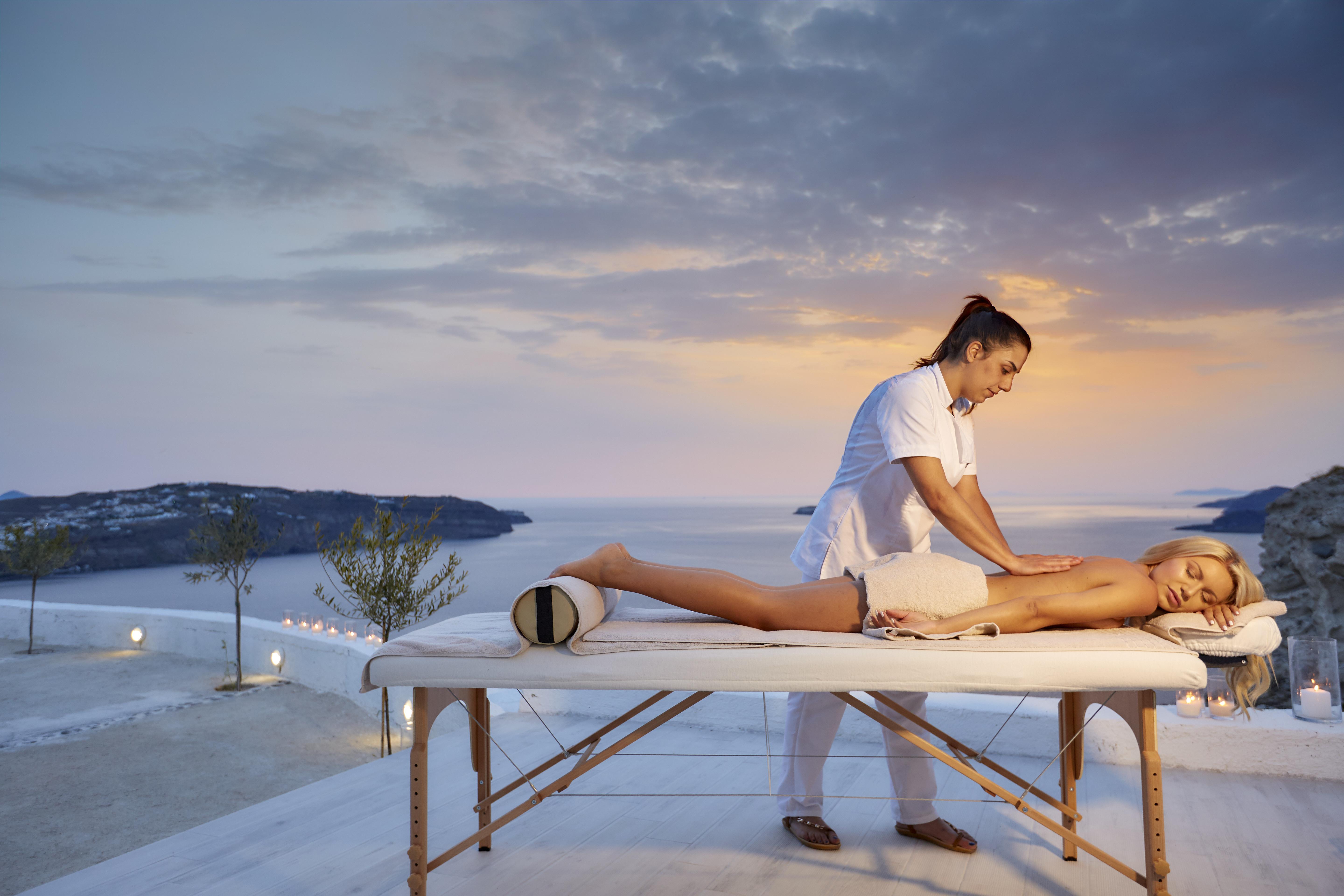 Thermes Luxury Villas And Spa (Adults Only) Megalochori  Bagian luar foto