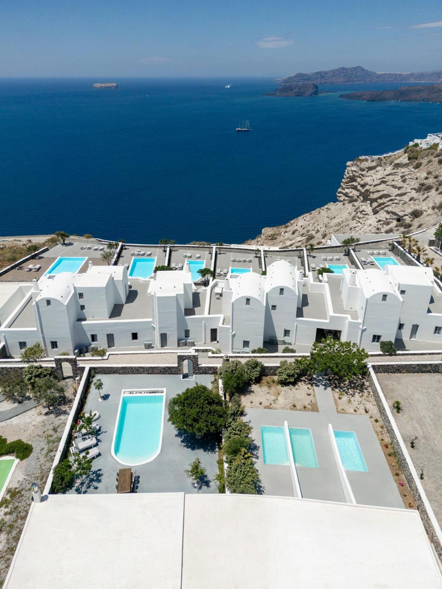 Thermes Luxury Villas And Spa (Adults Only) Megalochori  Bagian luar foto