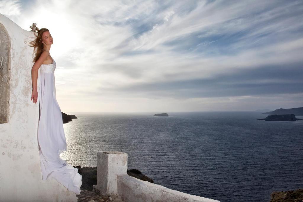 Thermes Luxury Villas And Spa (Adults Only) Megalochori  Bagian luar foto